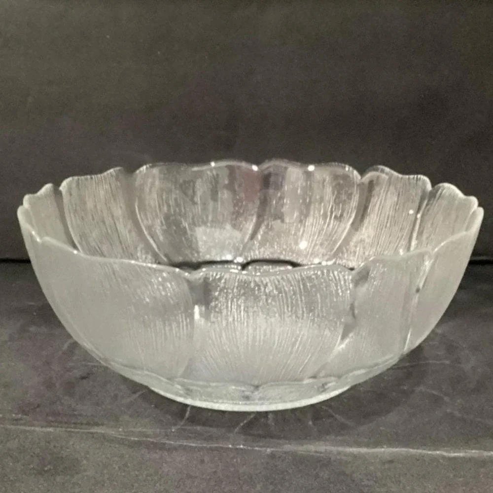 Arcoroc Fleur Serving Bowl, Vintage Clear Tempered Glass Replacement Centerpiece